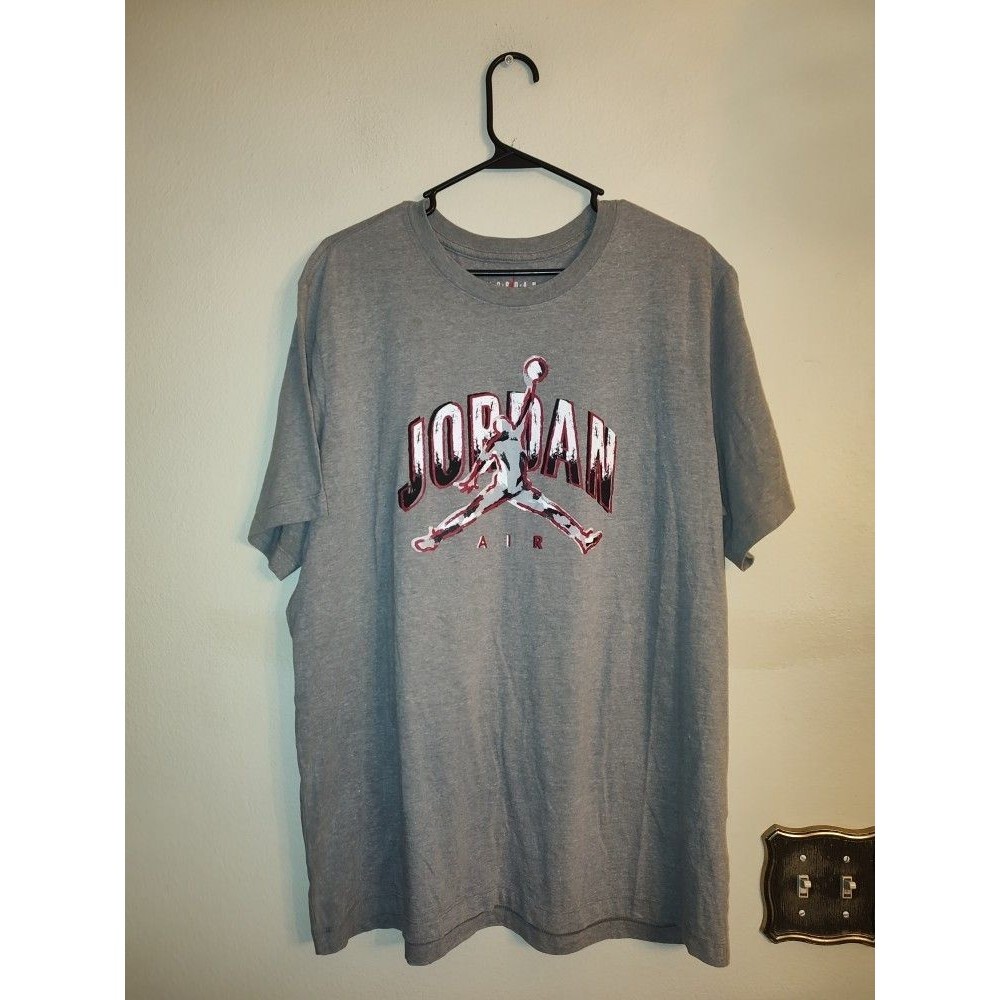 Men's Air Jordan Gray T Shirt Big Logo Size XL / TG Pit to pit 23"